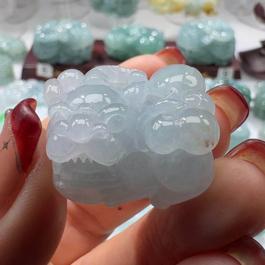 定制翡翠未镶嵌貔貅