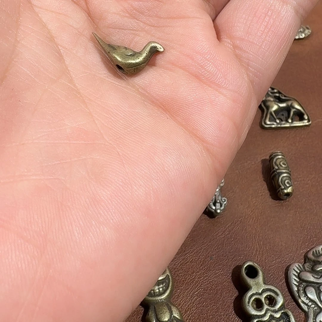 沙***林藏传文玩小配饰很好看