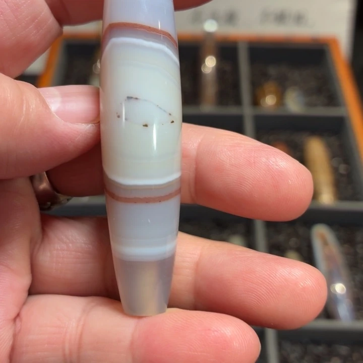 凤***下玛瑙/玉髓散珠_HEIMORI 天然天珠