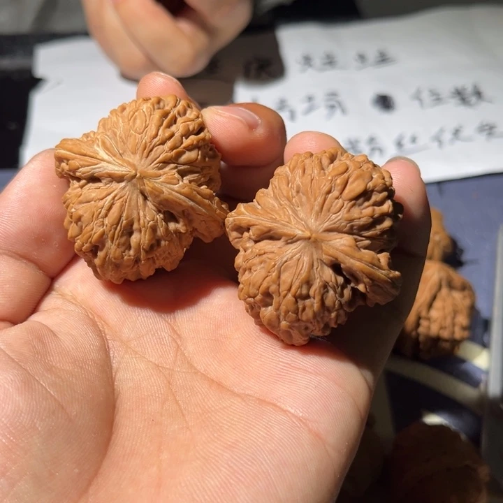 文玩核桃吊坠豪*华坤龙42