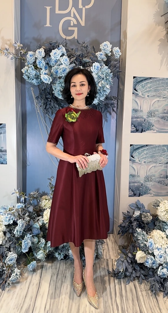 态态喜妈妈轻奢礼服高端大气时尚气质hs015-1显瘦中长款酒红色