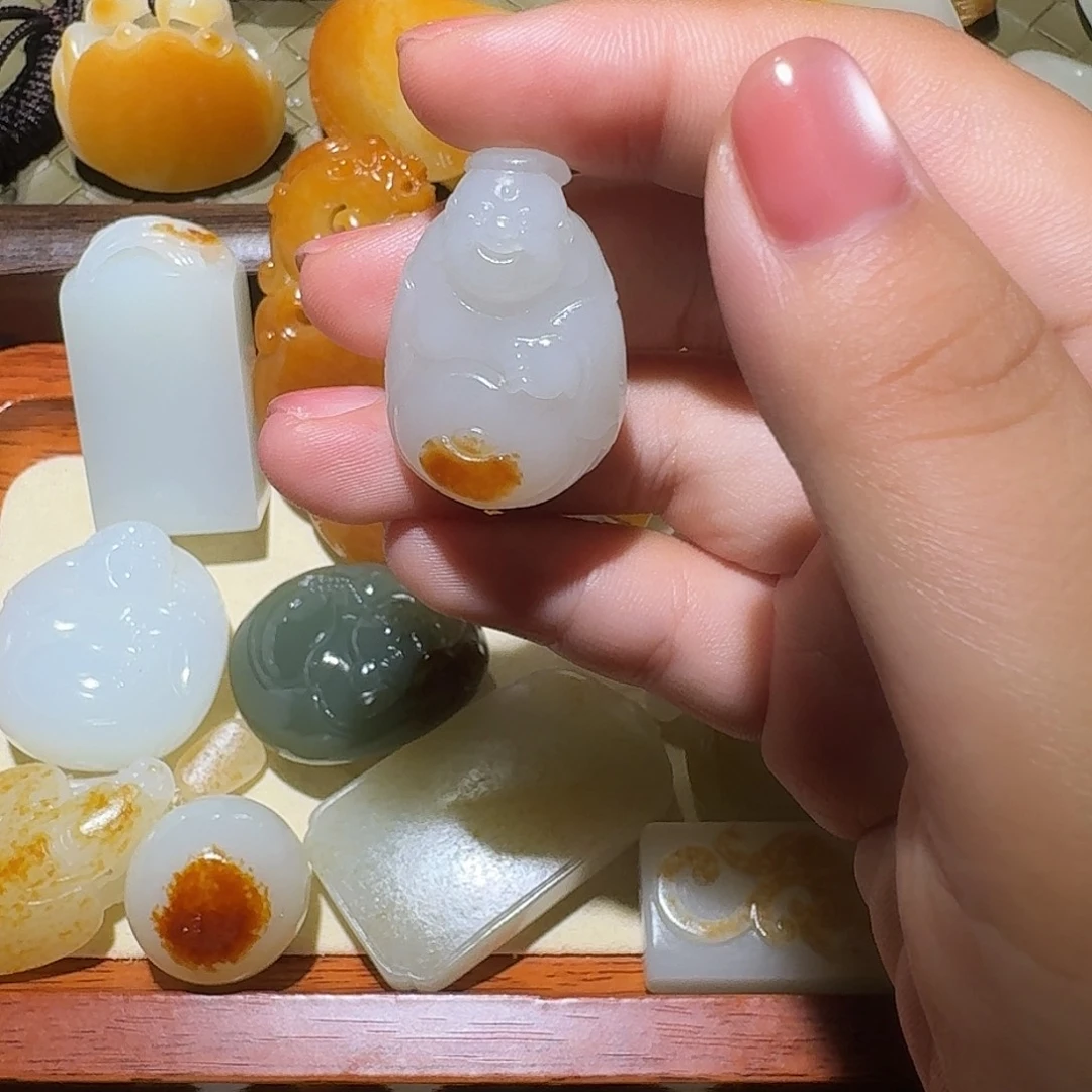 父***皇颈饰未镶嵌和田玉