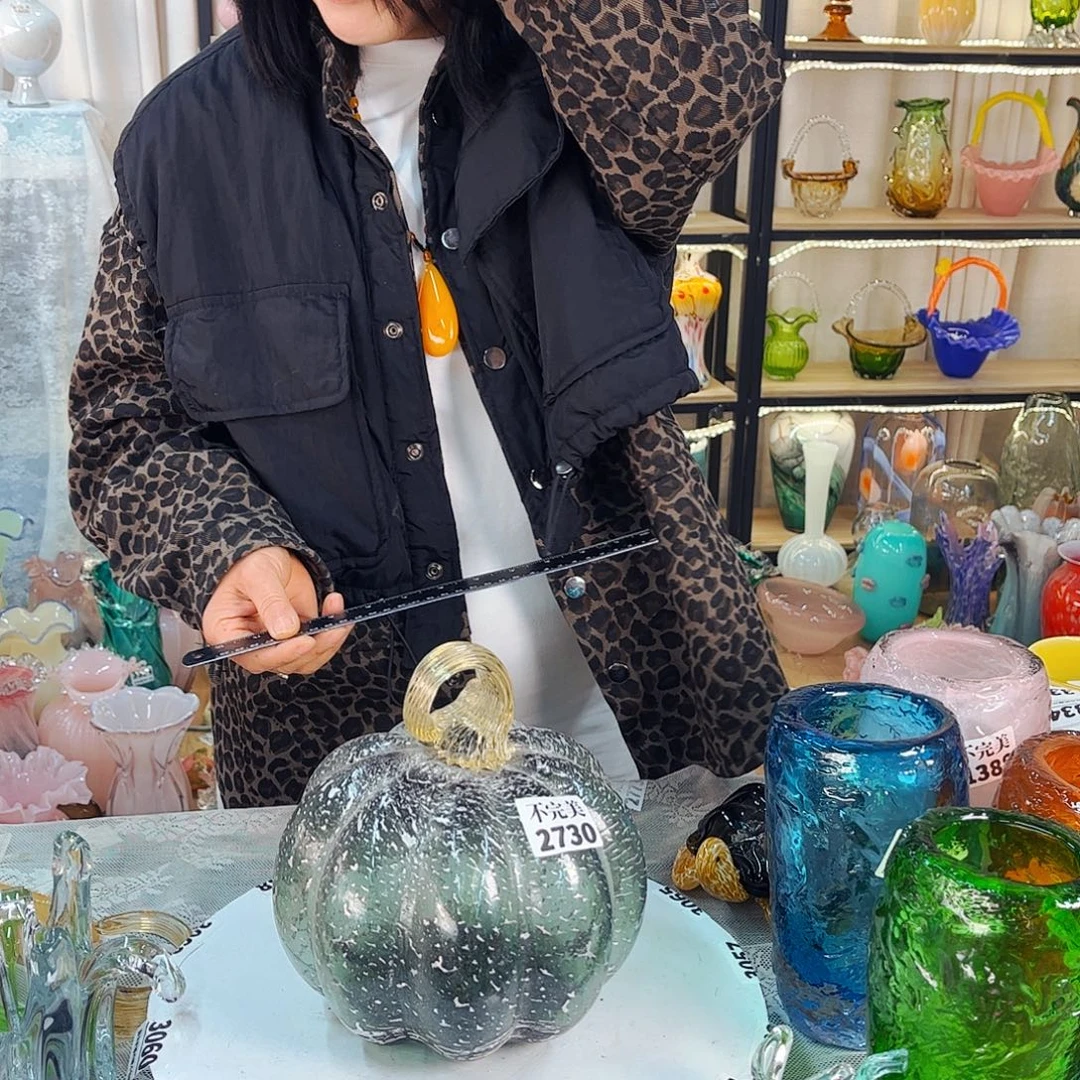 2730 家悦琉璃工艺品不完美