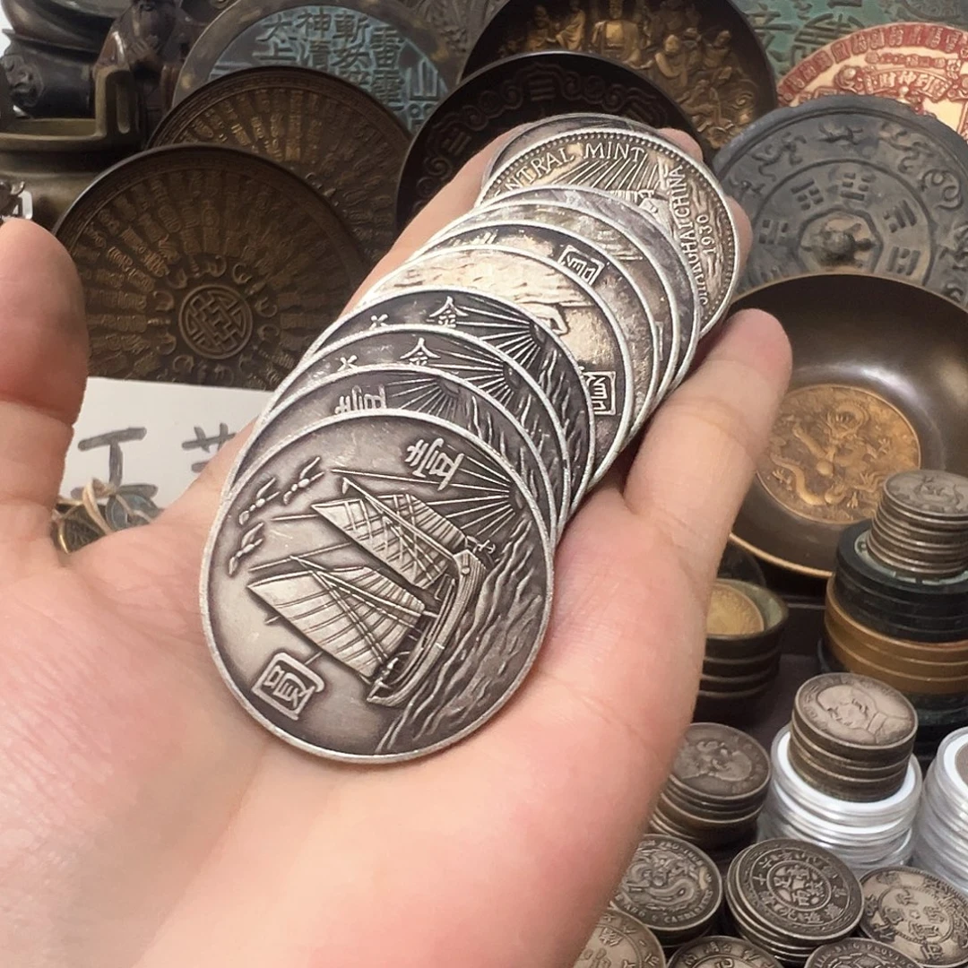 金属复古风格摆件