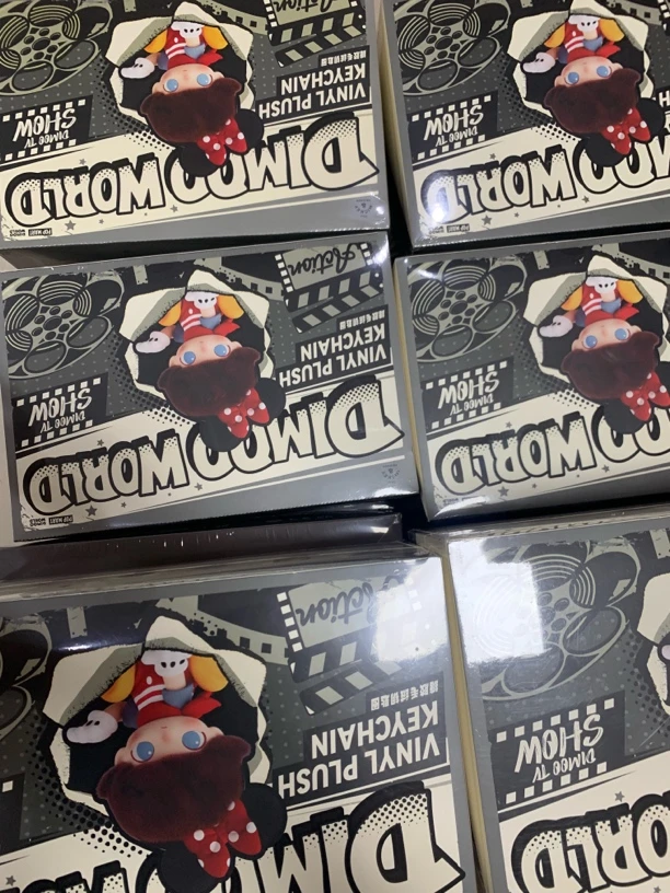 DIMOO迪士尼系列搪胶毛绒盲盒挂件潮玩