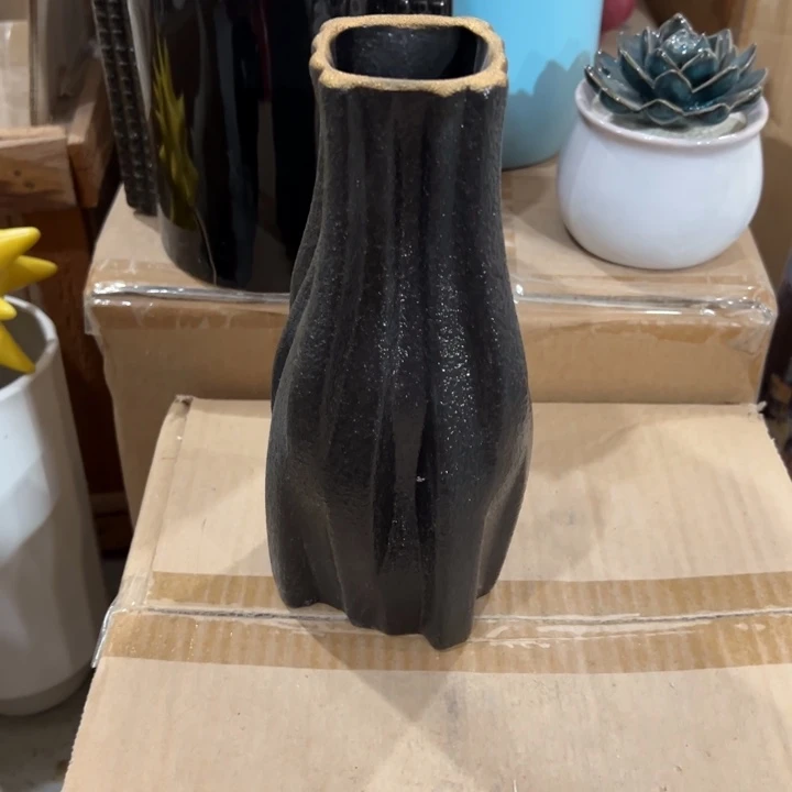 陶瓷花瓶摆件外贸出口（微瑕）