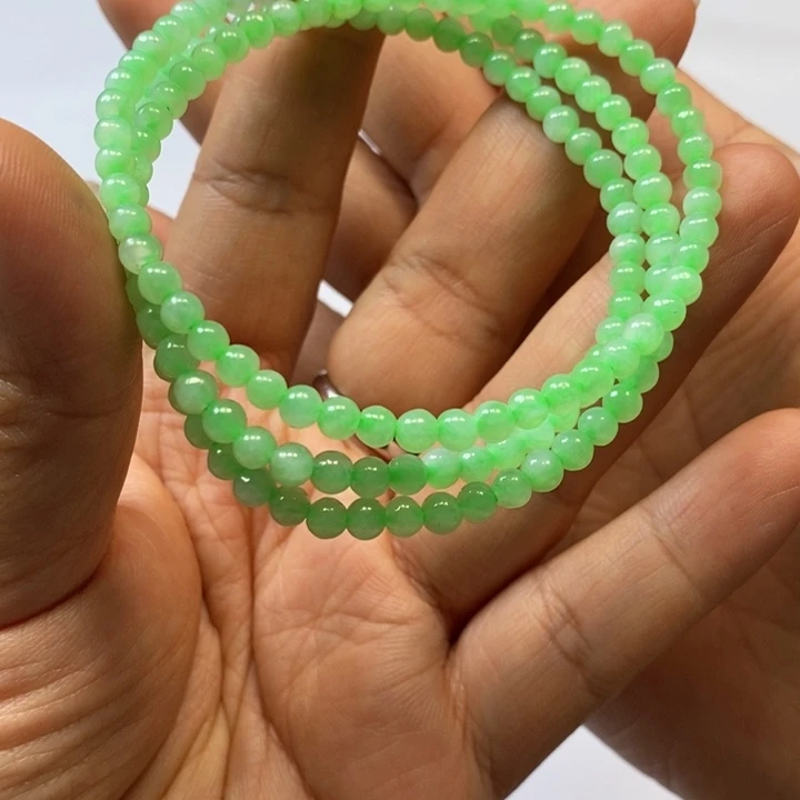 未镶嵌定制翡翠1卡4.1