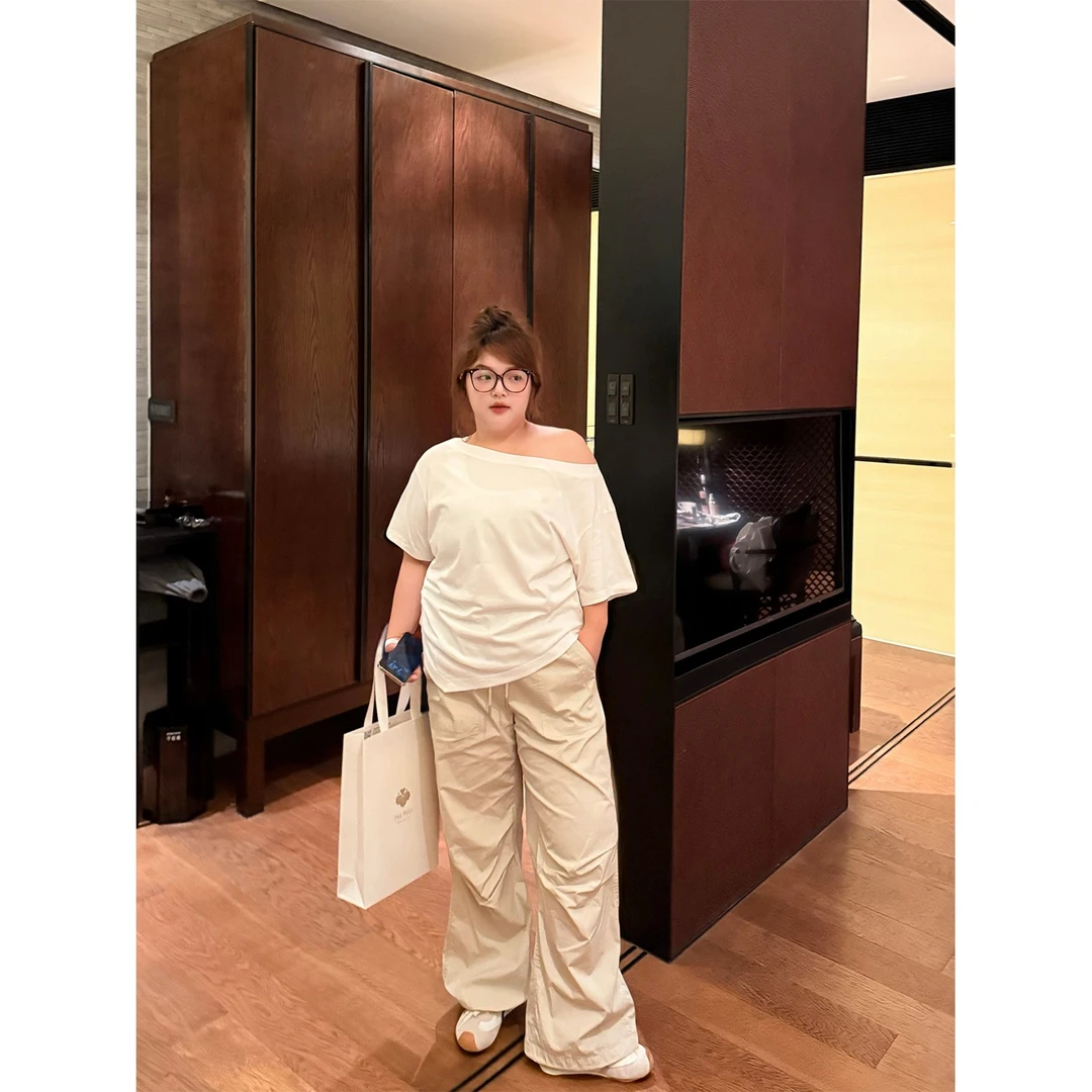 老章和小胖PONGKIKI降落伞工装裤女大码宽松显瘦遮肉松紧腰直筒裤