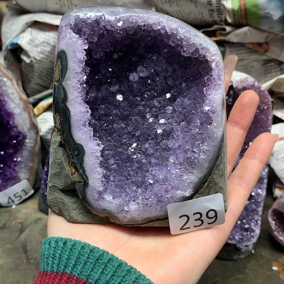 紫晶大型摆件（非配饰）未镶嵌