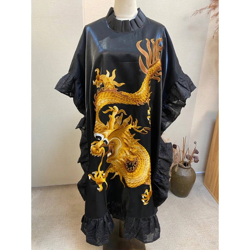 凤徕兮私人定制黑色光板底金龙刺绣花边领加纱袍子LS318-2