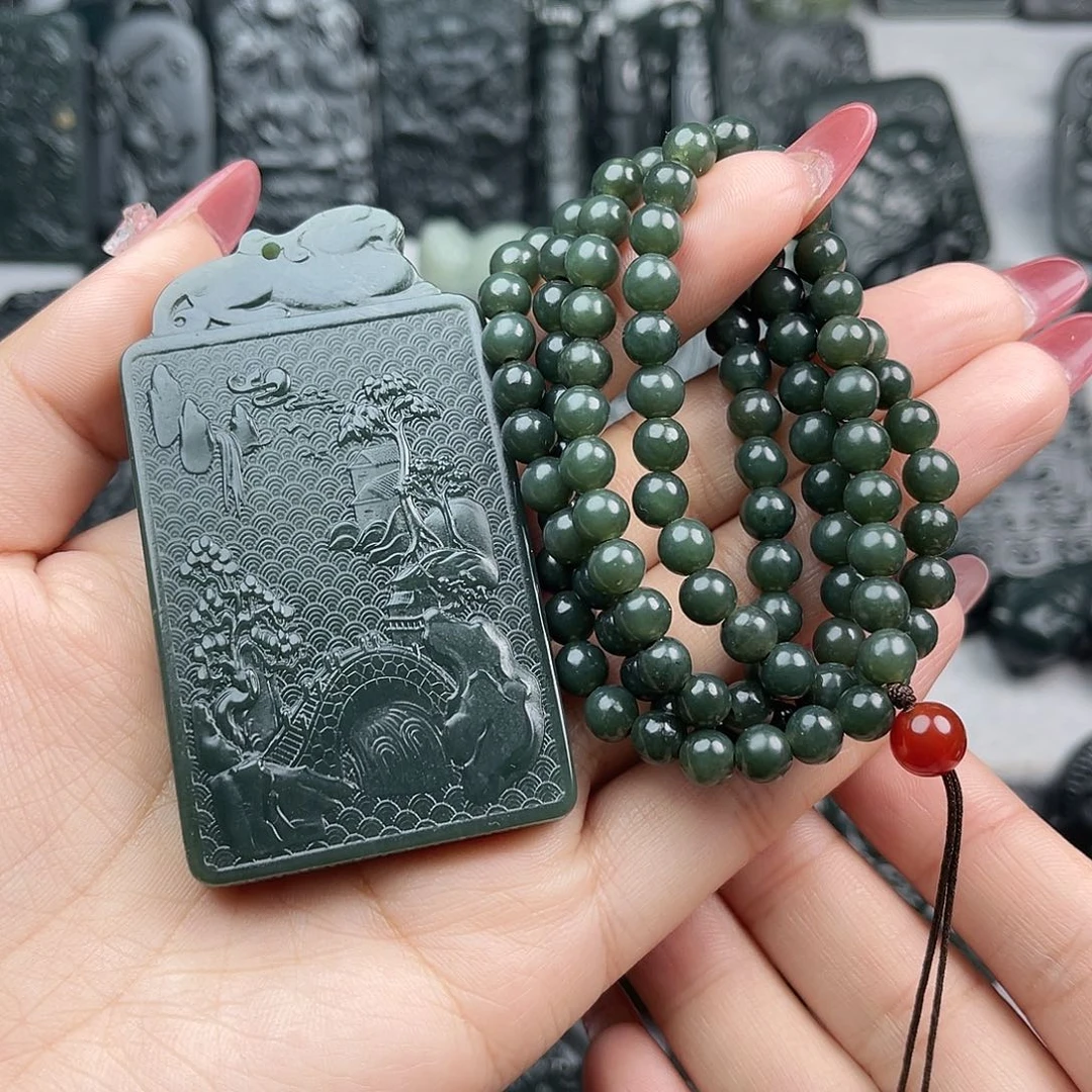 和田玉颈饰未镶嵌天****水