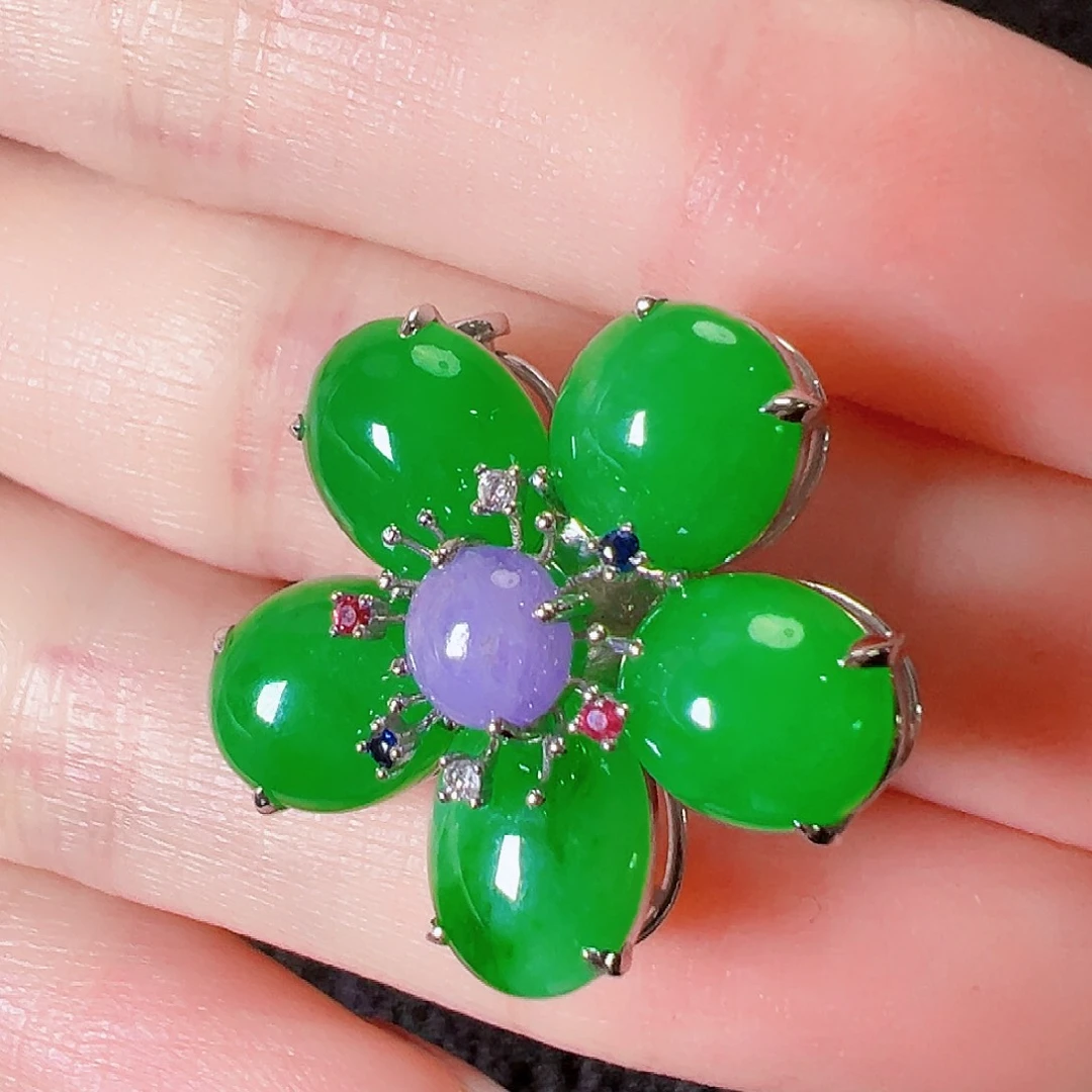 翡翠18K金镶嵌颈饰签收后24小时鉴赏期，过时不退