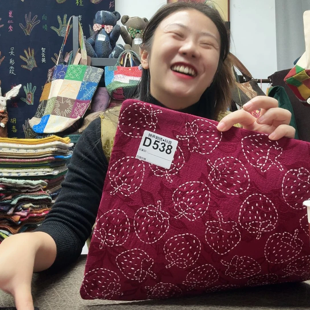 靖***织绣Gadffgggggbbbhhhhggg