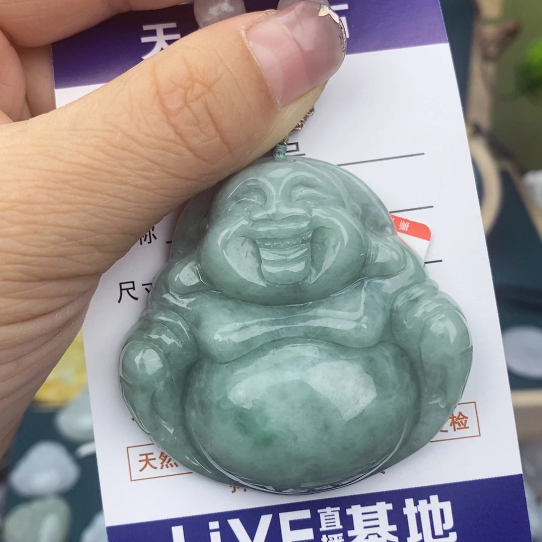 翡翠颈饰未镶嵌佛公