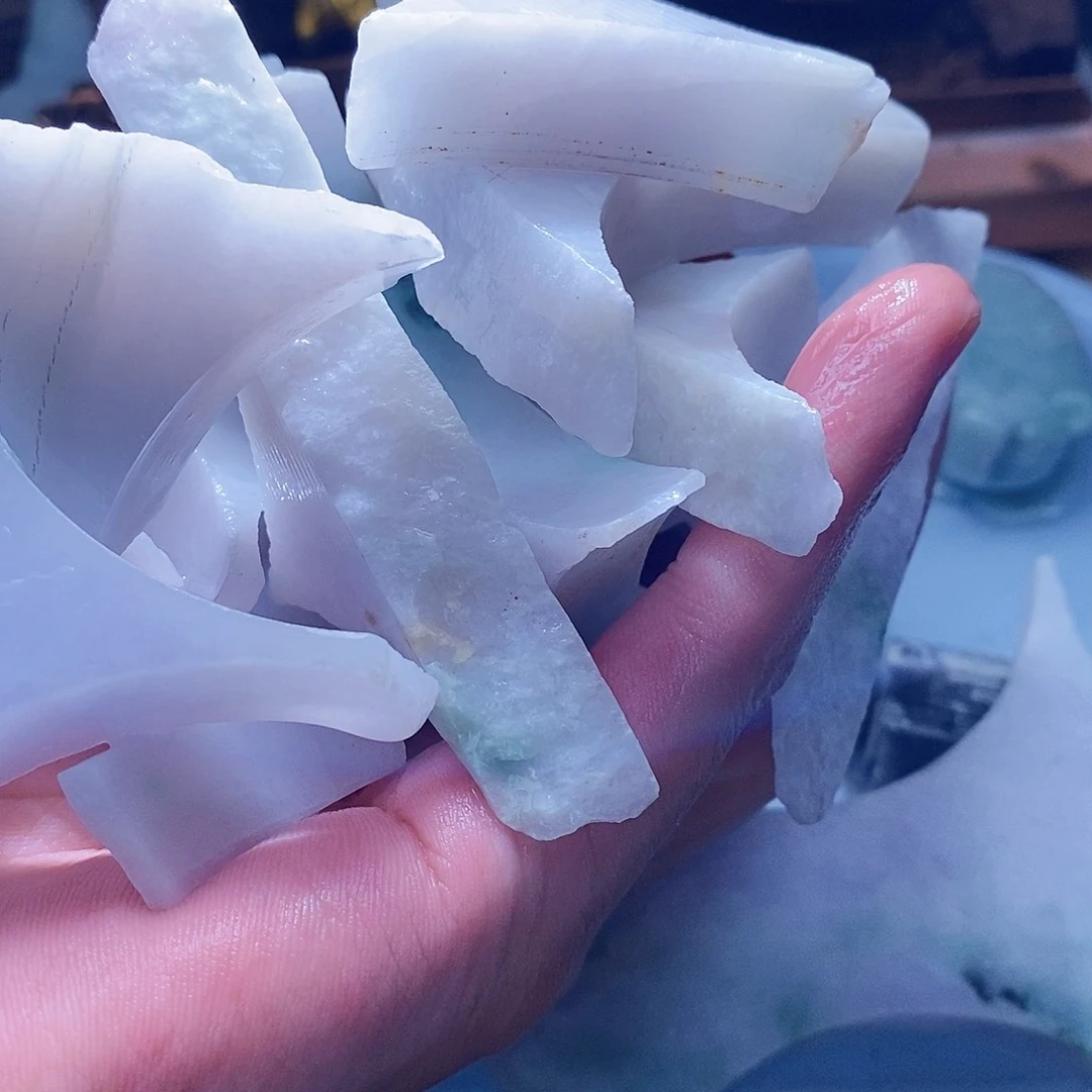 翡翠未镶嵌颈饰888