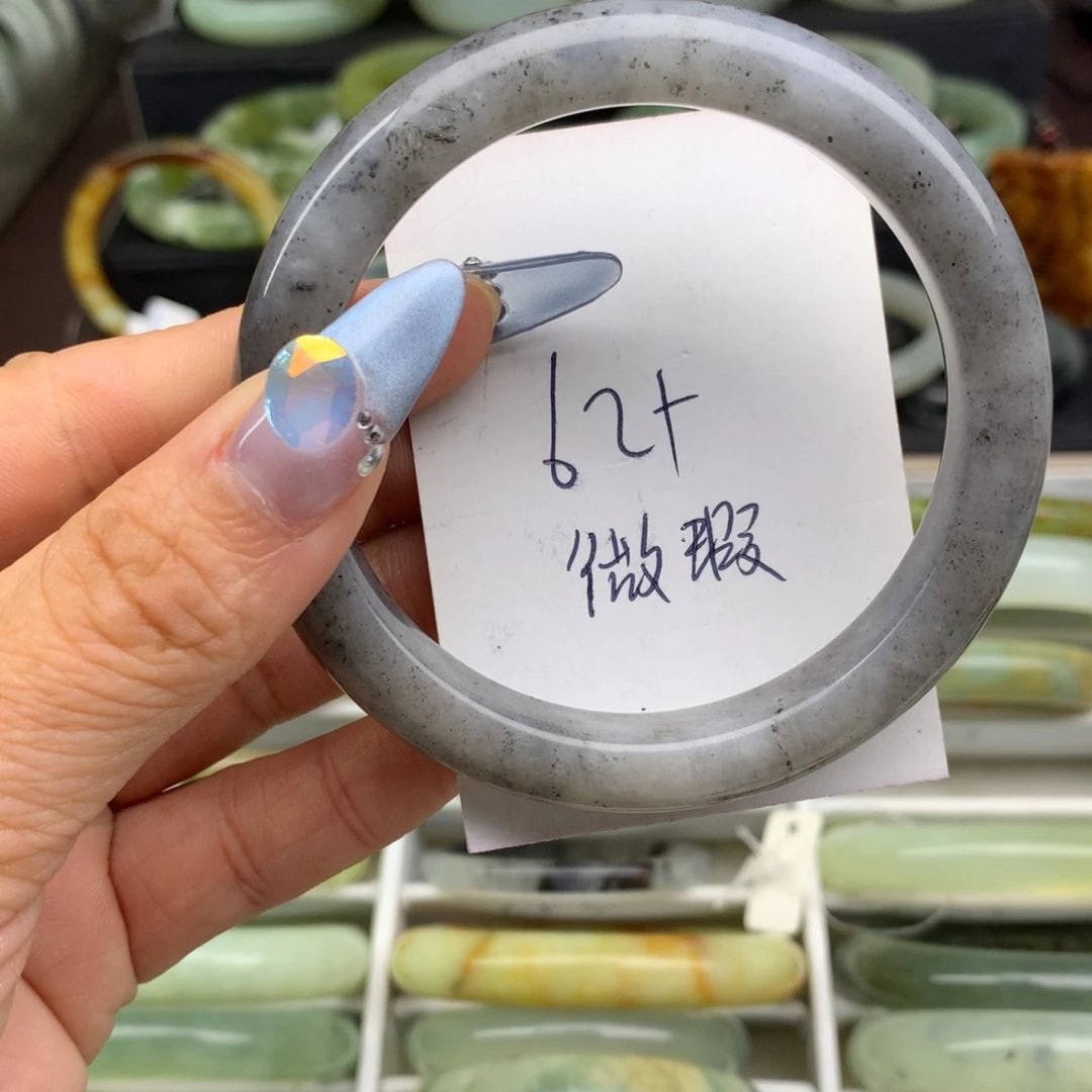 蛇纹石玉未镶嵌手镯707
