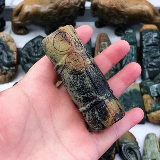 岫岩河磨玉（透闪石质玉）未镶嵌把件