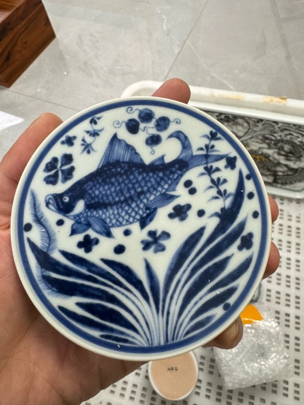 景德镇青花鱼藻纹杯垫