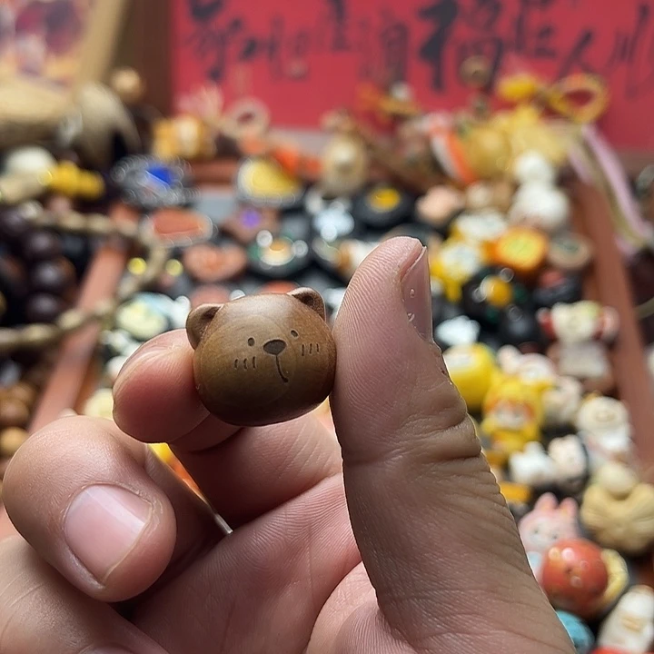 非金属檀木立体熊头