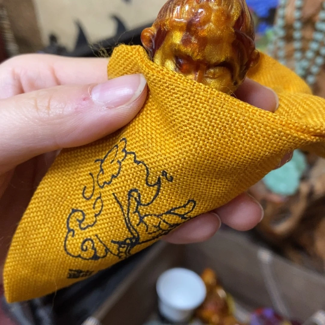 织绣哈哈哈哈哈哈哈，哈，哈哈