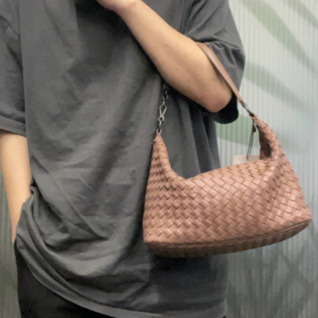 95新 BOTTEGA VENETA/葆蝶家 【龙】39PP04 豆沙色手提饭盒包