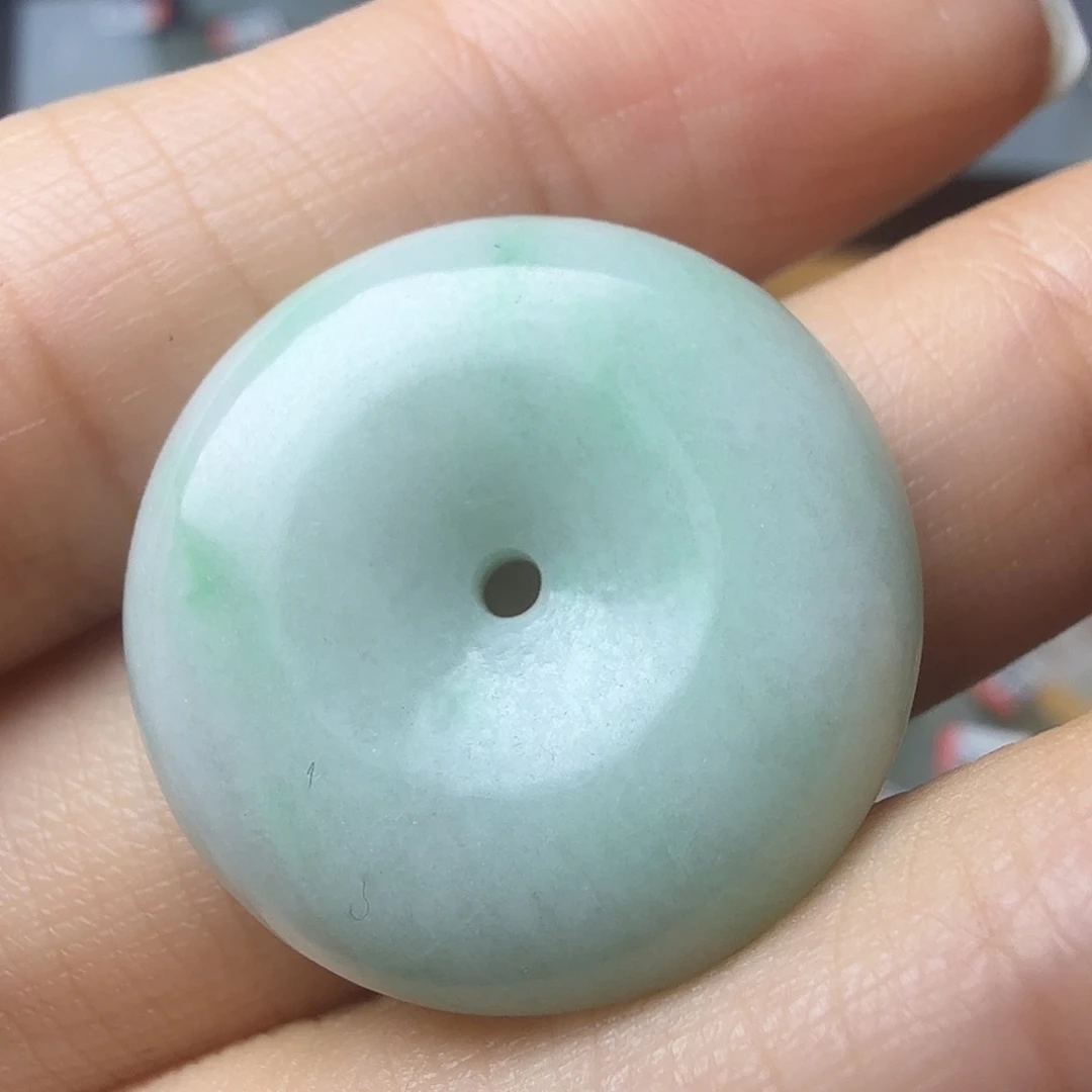 翡翠未镶嵌颈饰天然缅甸翡翠A货
