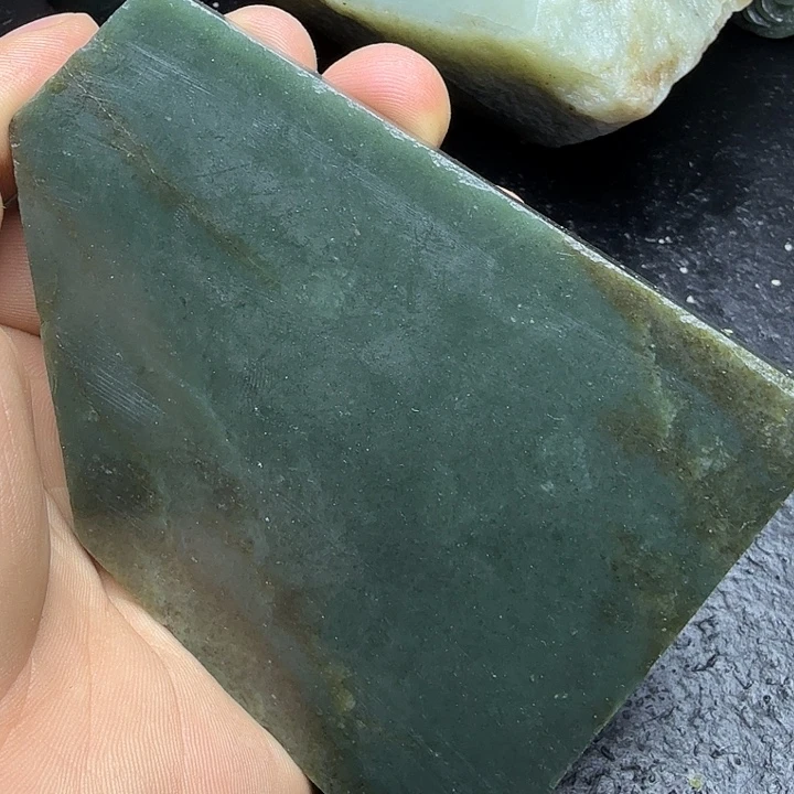 和田玉（糖玉）未镶嵌珠宝奇石