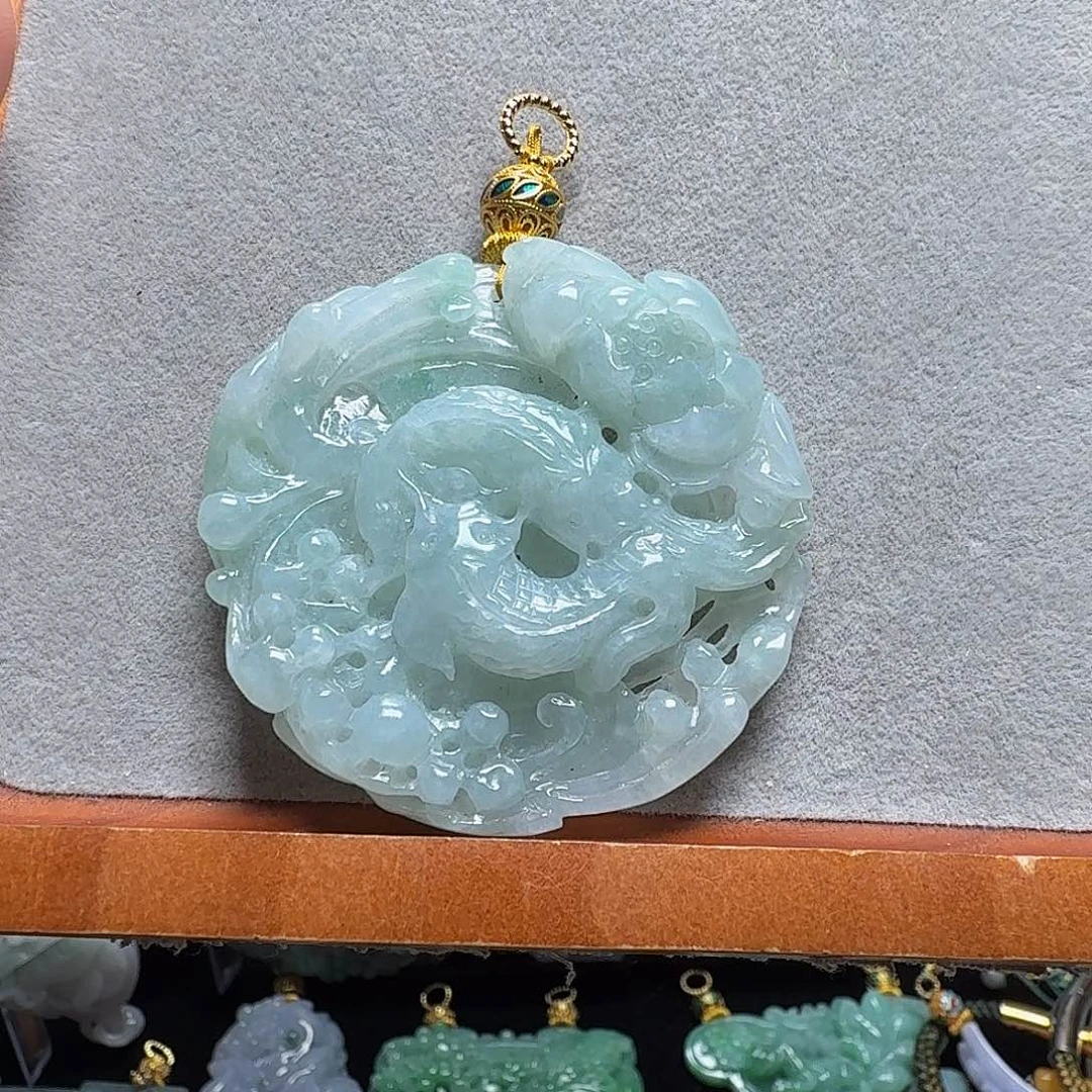 吊坠(赠链)未镶嵌翡翠