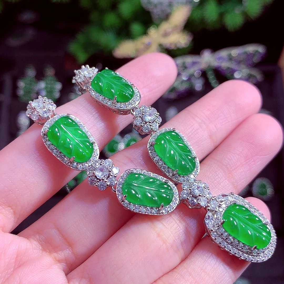 颈饰未镶嵌翡翠天然