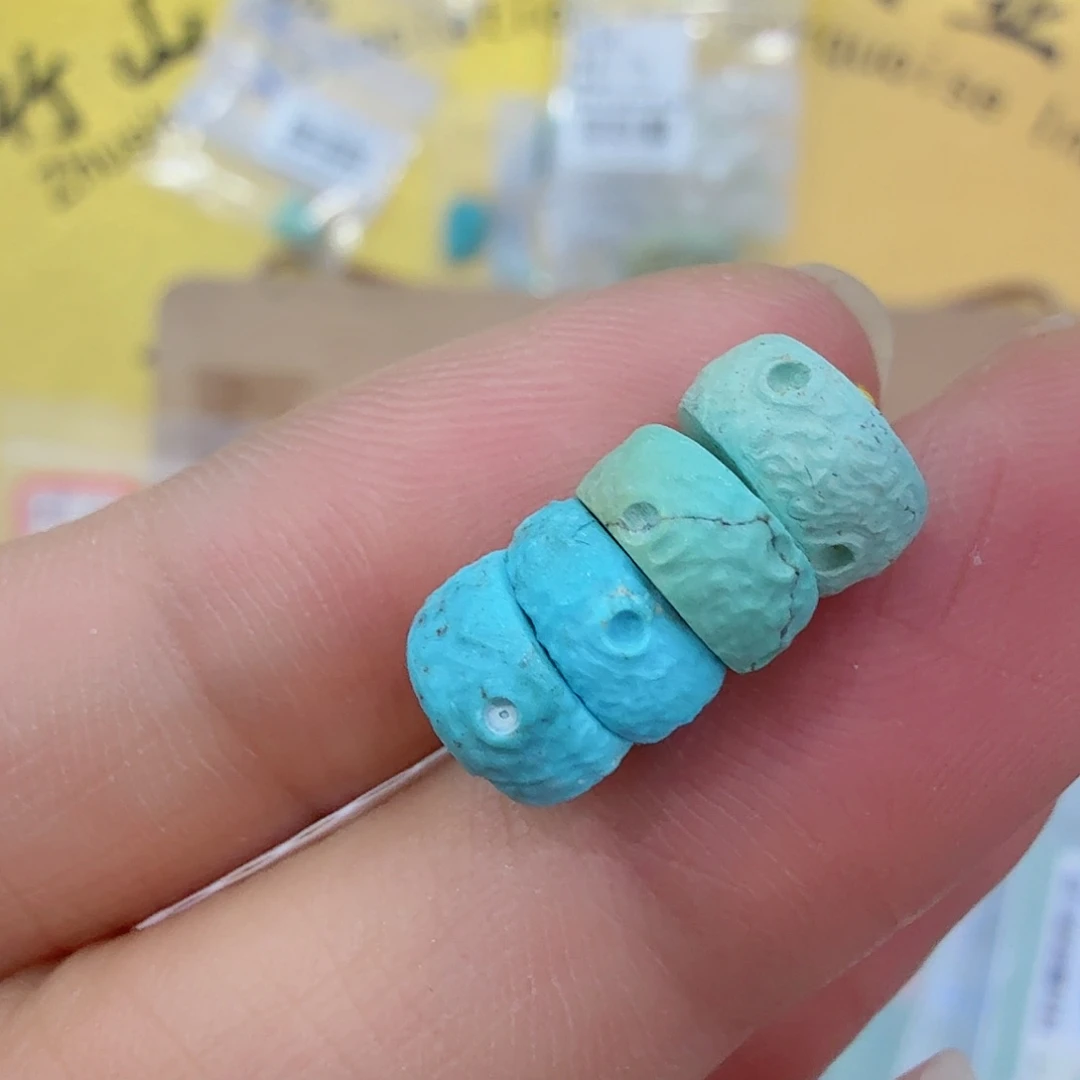 未镶嵌绿松石珠宝奇石