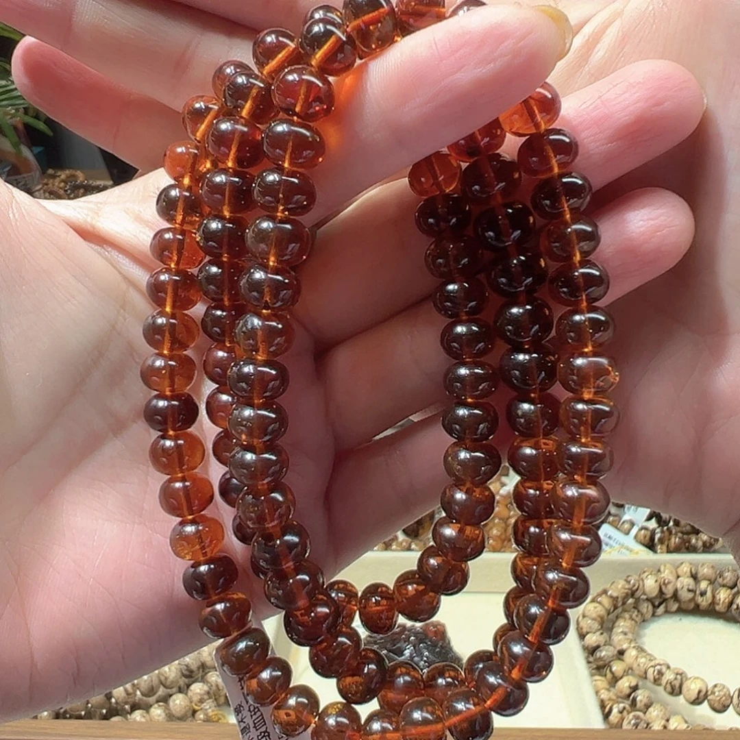 山***明琥珀未镶嵌裸石抚顺琥珀9m108