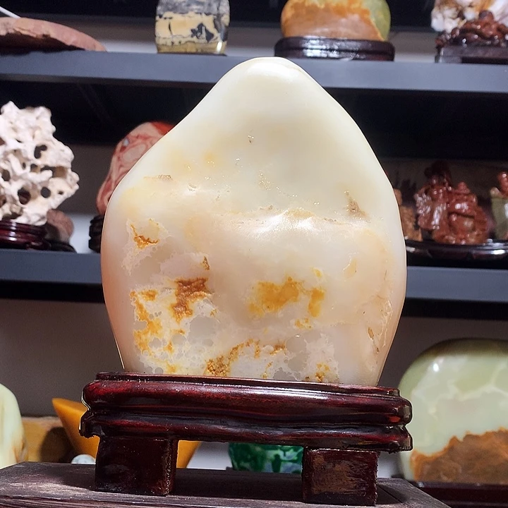 石材宽17厘米高25厘米