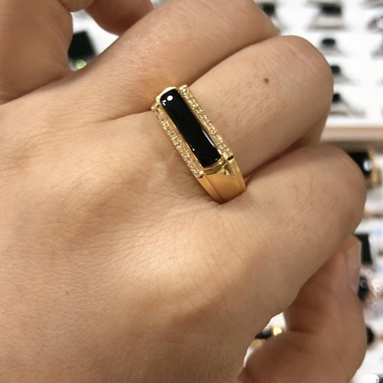 翡翠戒指18K金镶嵌繮*森缅甸天然A货翡翠