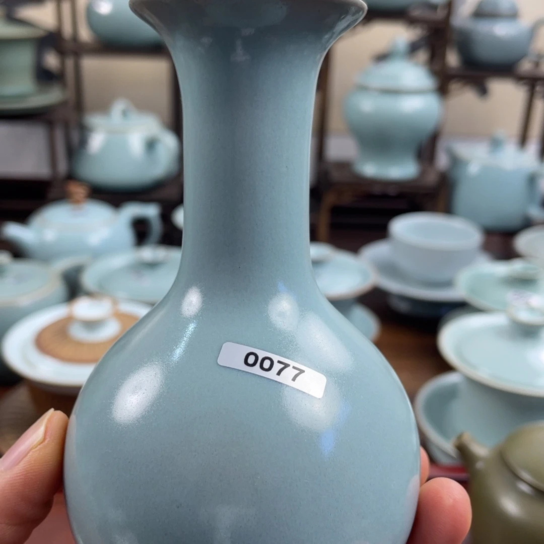 用****2微瑕0077号……………$