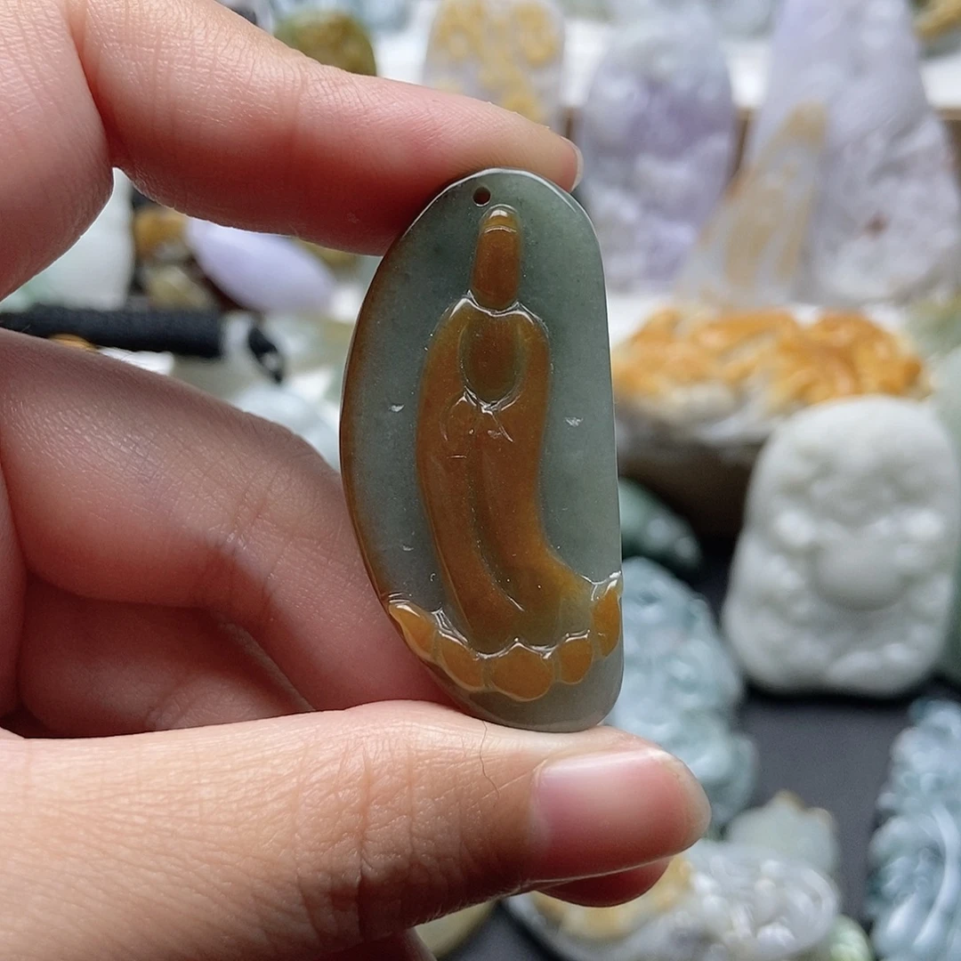 翡翠未镶嵌颈饰翡翠