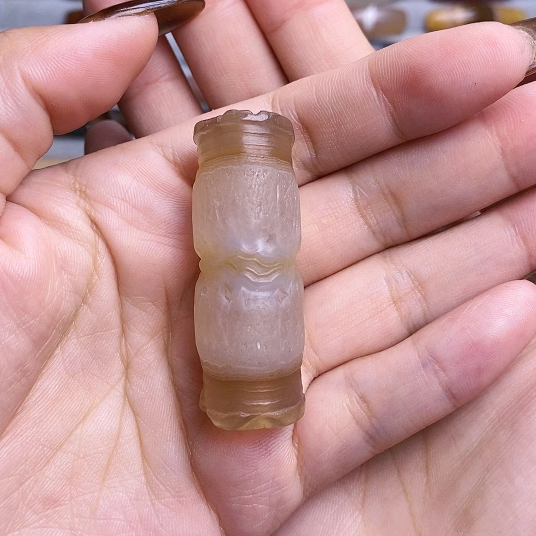 未镶嵌颈饰玛瑙/玉髓