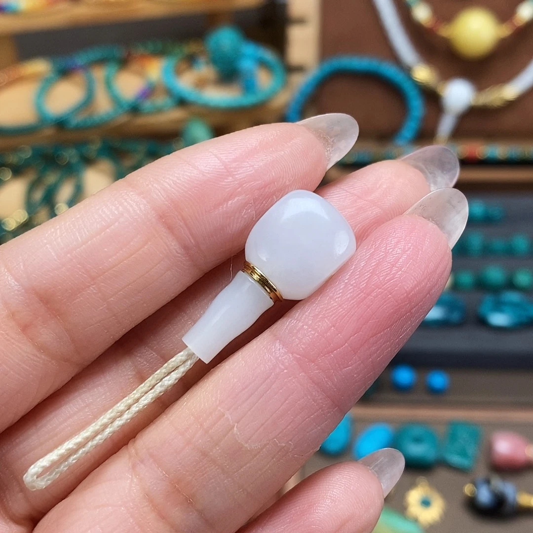 和田玉未镶嵌珠宝奇石