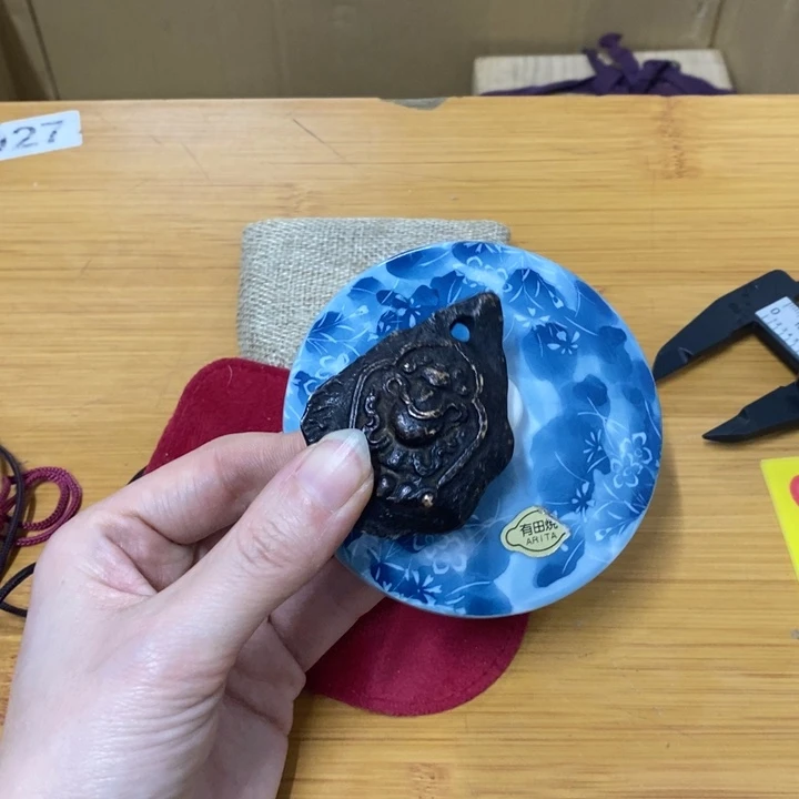 摆件中古工艺品一件