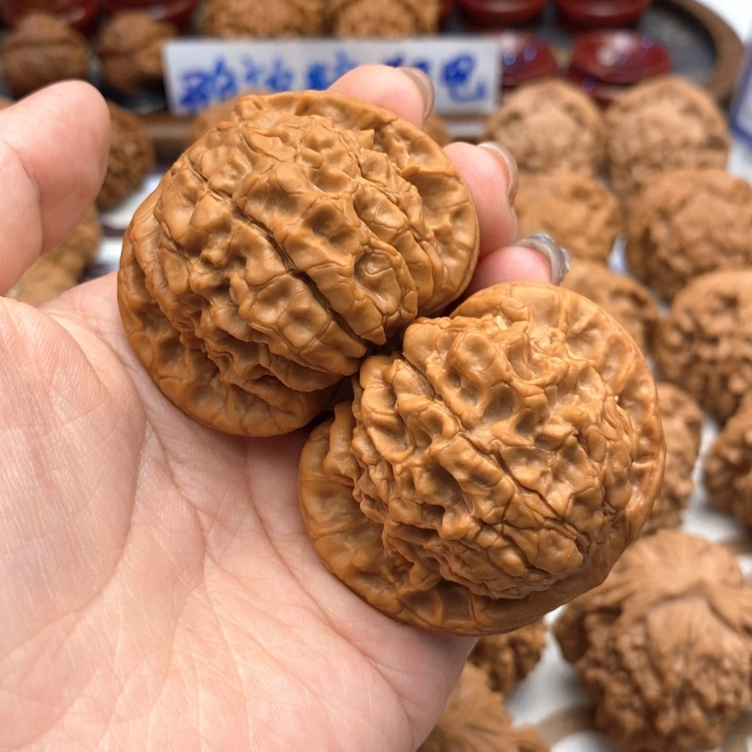 【闪购商品】文玩核桃吊坠道***步232号龙鼎