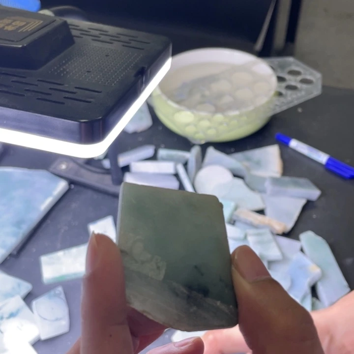 定制翡翠未镶嵌翡翠