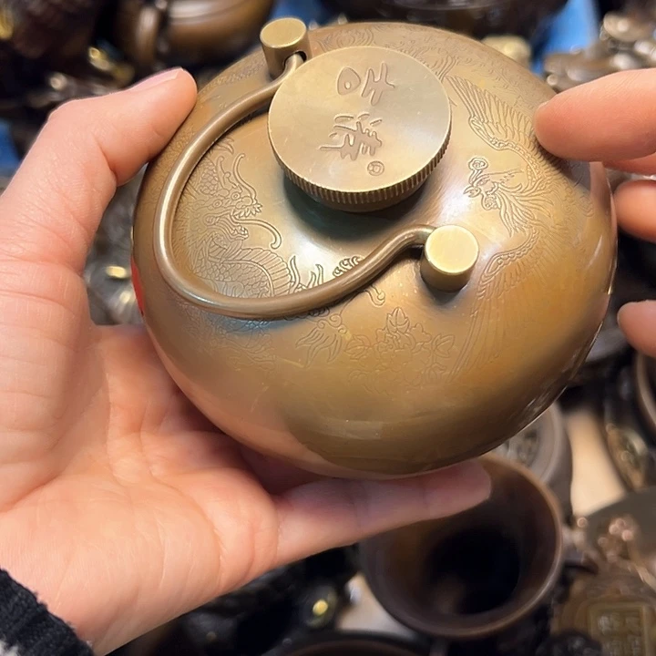铜器摆件老王直播间