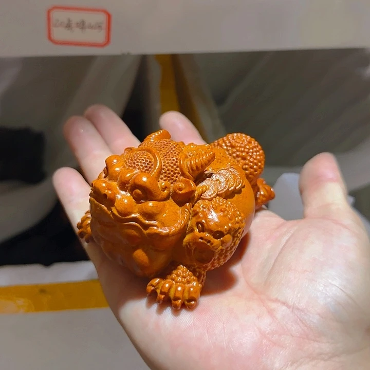 木花梨木10牛角金蟾一只