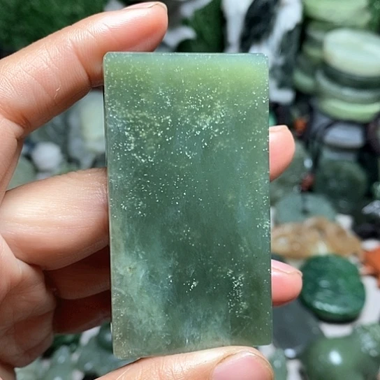 未镶嵌和田玉（糖玉）珠宝半成品