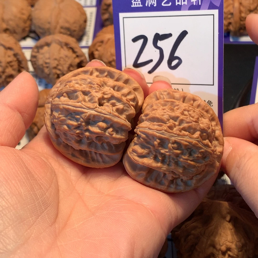 文玩核桃把件256白狮子4.4