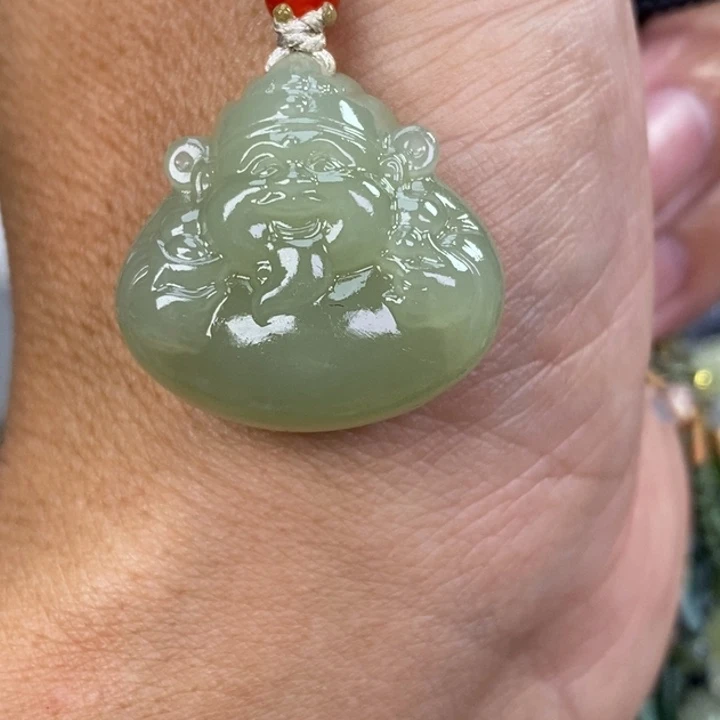 和田玉颈饰未镶嵌绝**年