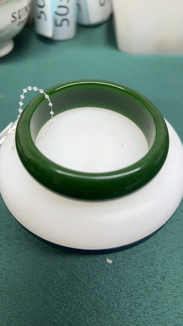 【珠宝集结号】561碧玉宽版天然和田玉手镯-天然珠宝发货多样性