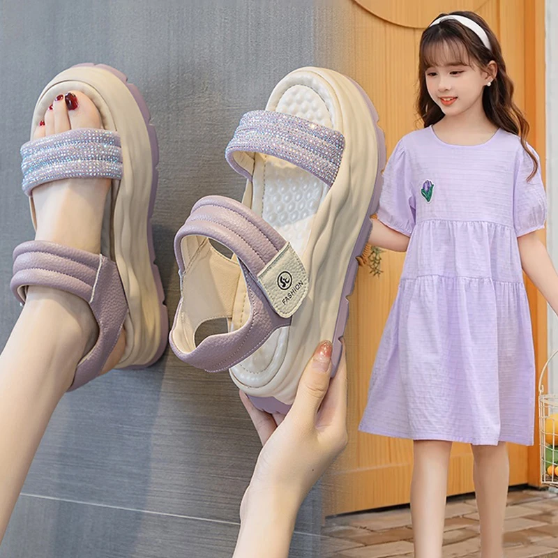 女童夏季凉鞋2025新款儿童公主洋气沙滩鞋中大童时尚网红学生凉鞋