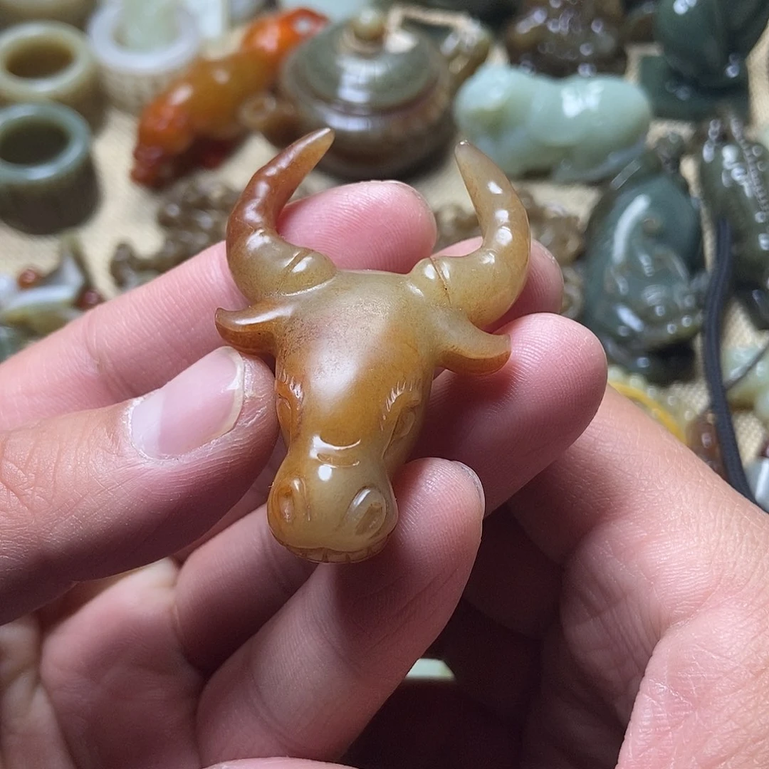 和田玉挂件未镶嵌