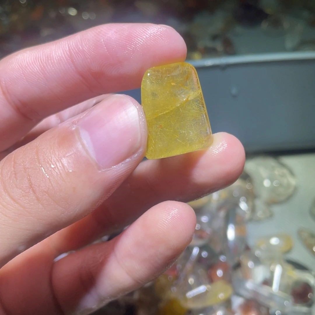 我***^非金属gjjkjguuugtyygftyyyyyyyuuuyyy