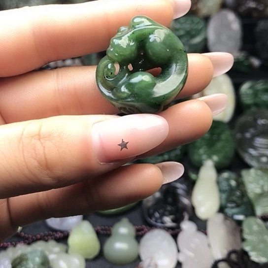 和田玉（碧玉）未镶嵌挂件